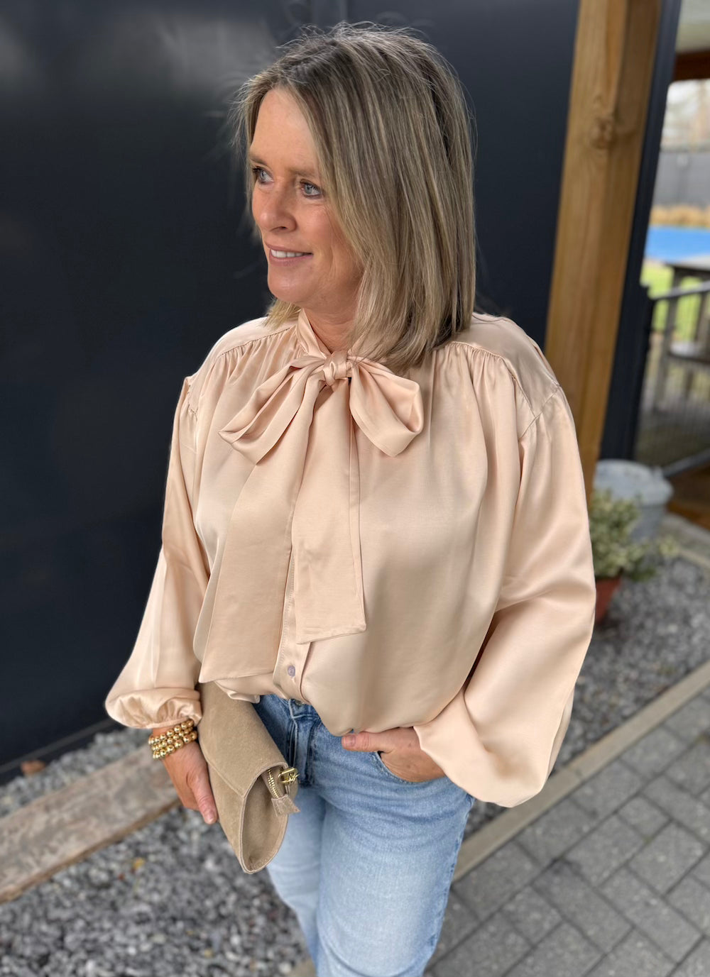 Blouse met strik beige